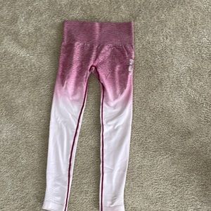 Xs Gymshark pink ombré leggins